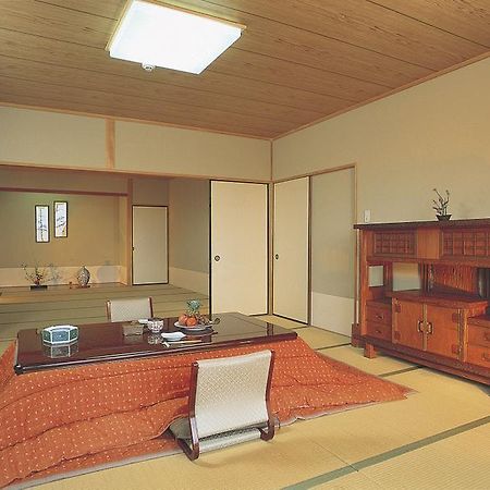 Wafuryokan Hanamomiji Kumamoto Extérieur photo
